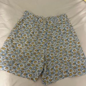 ☀️ Vintage Daisy High Waisted Shorts ☀️